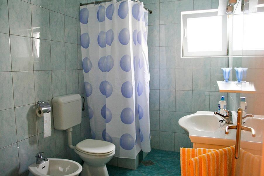 Apartments Dada Omis Room photo