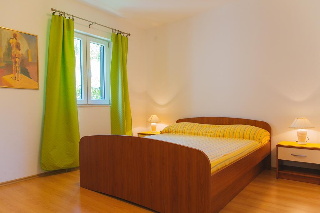 Apartments Dada Omis Room photo
