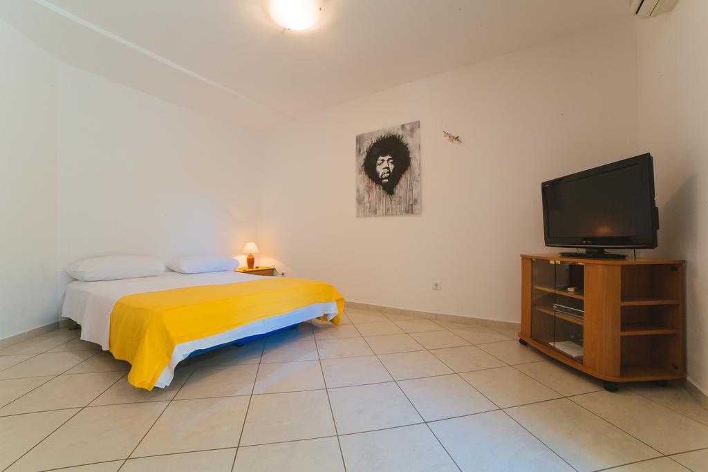 Apartments Dada Omis Room photo