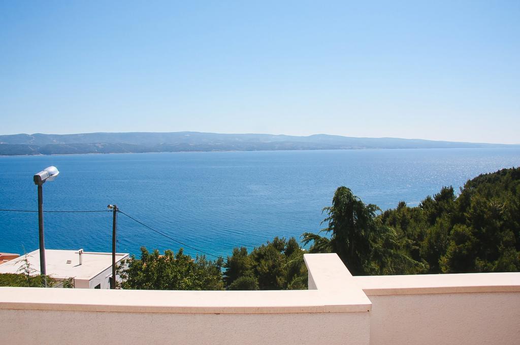Apartments Dada Omis Exterior photo